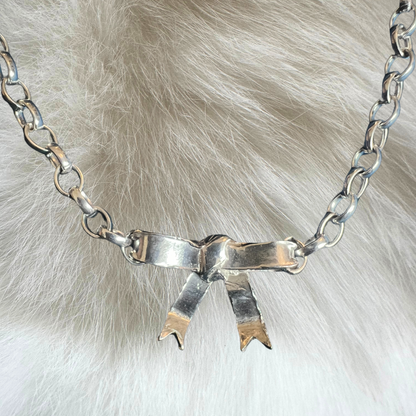 Chunky Bow Chain Necklace